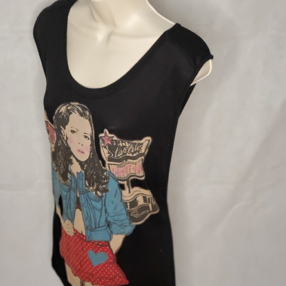 Super Cute Retro Doll Graphic Tank - Picture 2 of 4
